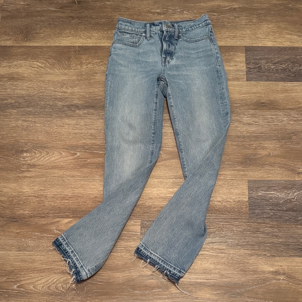 Madewell Mid rise 90’s Straight Leg Jeans